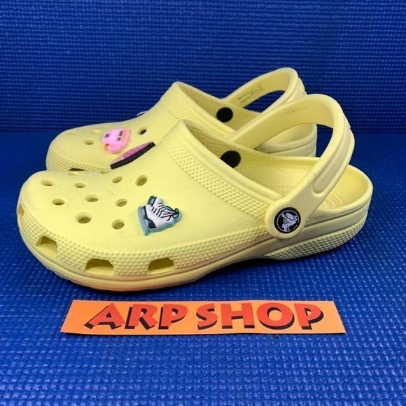 CROCS Shoes - CROCS CROCBAND CLASSIC Women`s Size 6 Yellow Comfort Clog Shoes 10001